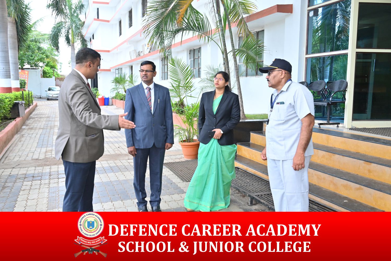 senoir-army-officer-attended-inauguration-program-top-military-school-in-aurangabad